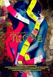 Troje (2023) Erotik izle